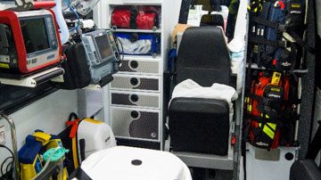 interior-ambulancia